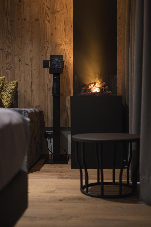 Dolomiti Exclusive Your Mountain Suite Pozza di Fassa Eksteriør bilde