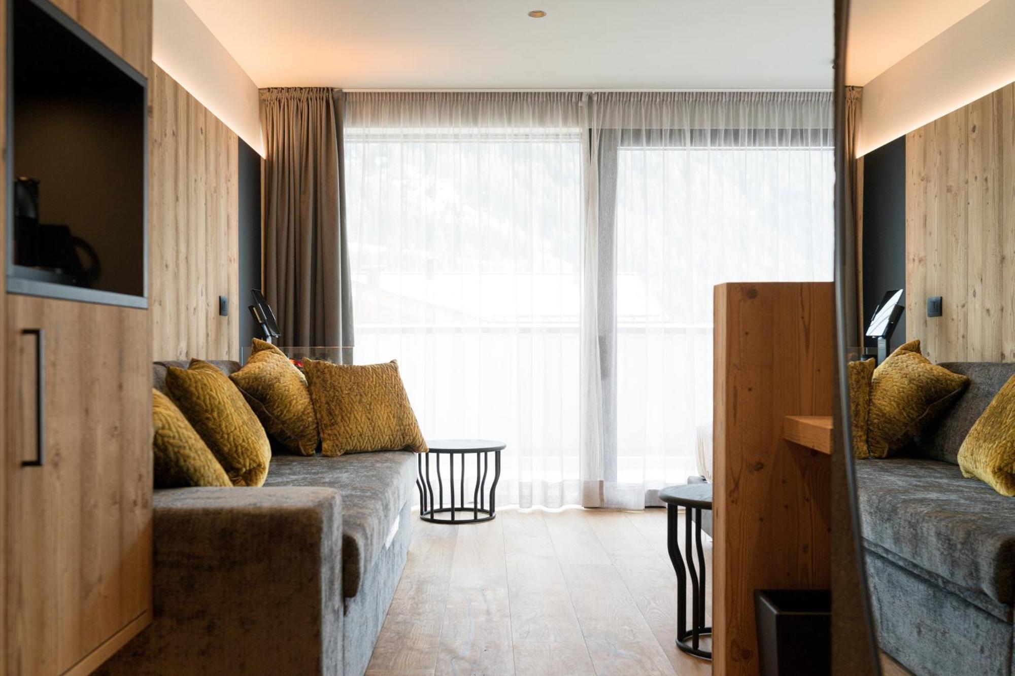Dolomiti Exclusive Your Mountain Suite Pozza di Fassa Eksteriør bilde